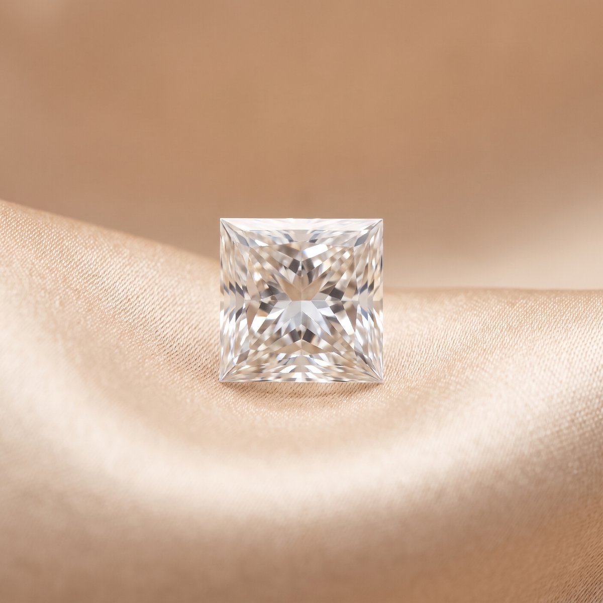 Diamant im Princess-Schliff – Juwelier Schröder Fulda
